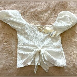 NWT See You Monday S white summery top with bow on front